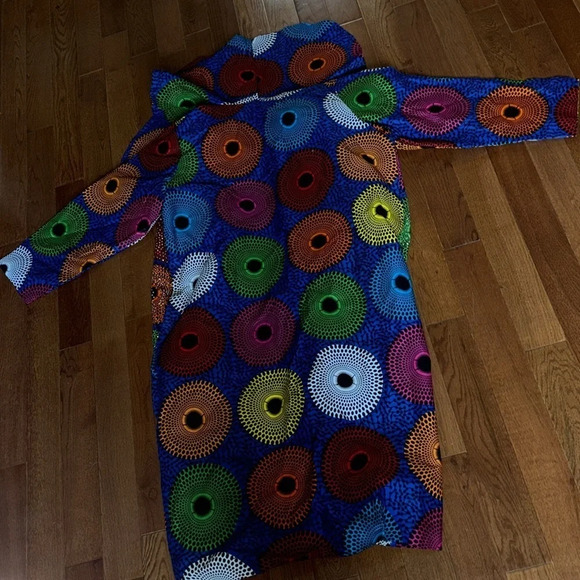 Kweenzyafrik Vintage Luxury Ankara Multi patterned  studded cape open jacket - Picture 16 of 17